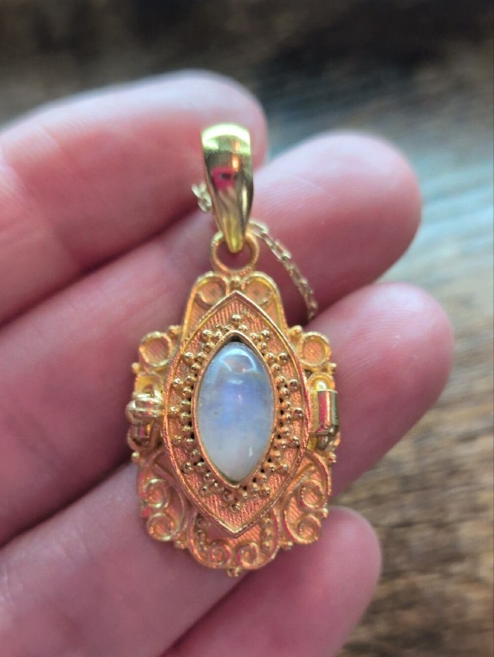 Gold Filigree Moonstone Pendant Necklace - Elegant Locket